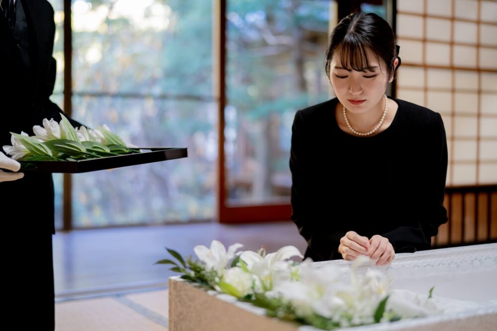 納棺（花入れの儀・女性）